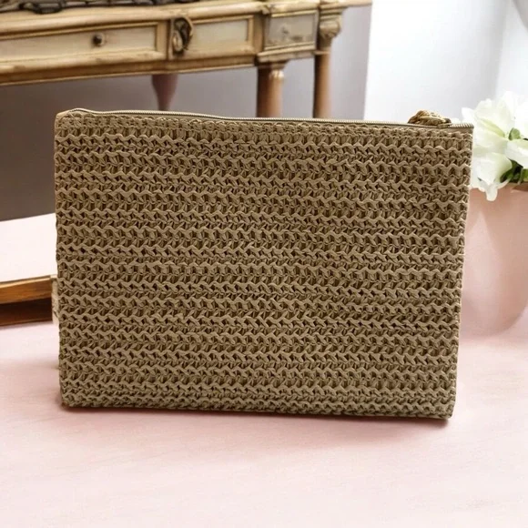 Dior beauty Raffia Clutch Bag - Picture 2 of 7